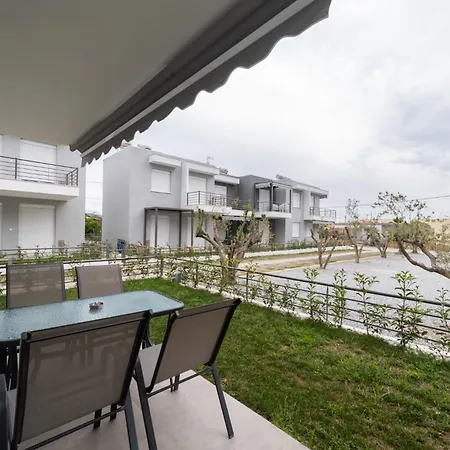 Antigone Complex By Horizon Homes Apartment