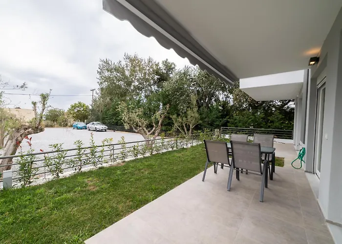 Apartman Antigone Complex By Horizon Homes